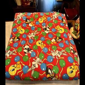 Vintage 1990s Looney Tunes Toddler Bed Comforter